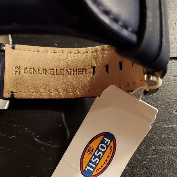 Men's Watch - Picture 5 of 7